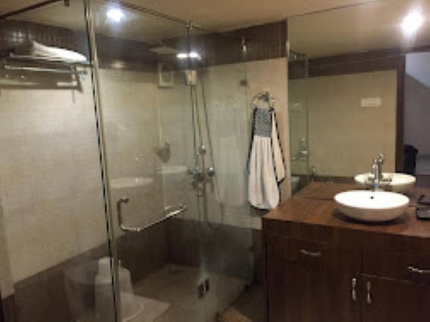 Hotel Saroj Sāgar Екстериор снимка